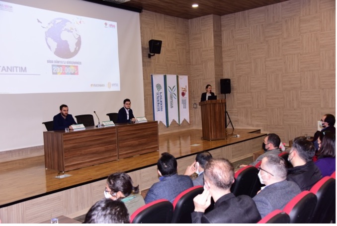 BİGG DÜNYA – Kastamonu Üniversitesi’nde Girişimci Adayları ile Buluştu